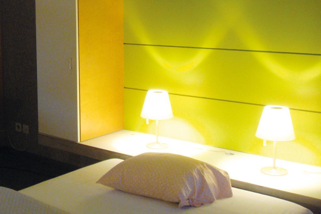 Lausanne Youth Hostel Jeunotel Phòng bức ảnh